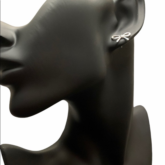 925 sterling silver bow ear stud - Picture 3 of 3